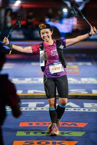 BIB: 6210
                            <button type="button" onclick="openModal(22756246)" class="btn btn-primary btn-sm float-right btn-popup" data-toggle="modal" data-target=".modal-high-quality">
                        <i class="fas fa-shopping-cart"></i> Add to Cart
                    </button>
                                            <button type="button" onclick="isThisMe(22756246, true)" class="btn btn-success btn-sm float-right btn-popup btn-isme hidden" data-toggle="tooltip" data-placement="bottom" title="นี่คือรูปของคุณใช่ไหม คลิกที่นี่เพื่อเอาเข้าอัลบั้ม">
                        <i class="fas fa-plus"></i> Add to album
                    </button>
                    <button type="button" onclick="isThisMe(22756246, false)" class="btn btn-warning btn-sm float-right btn-popup btn-isnotme hidden">
                        <i class="fas fa-ban"></i> Remove from album
                    </button>